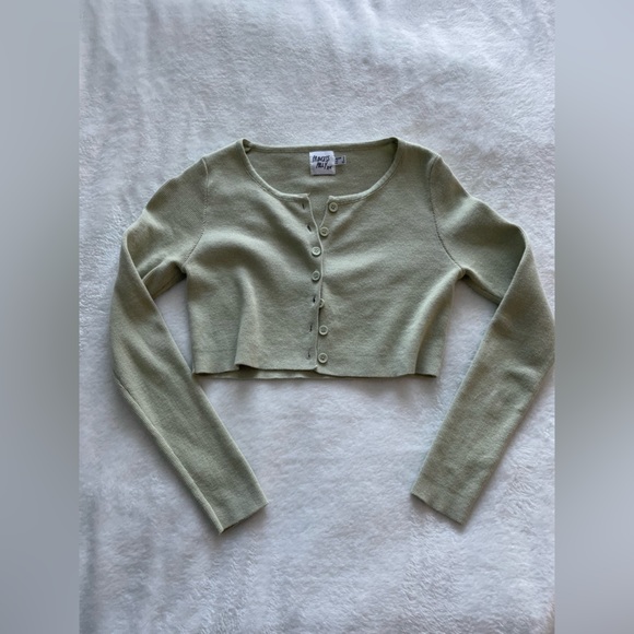 Princess Polly Long Sleeve Cropped Sweater - Pale Green - Picture 2 of 6